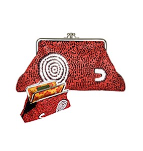 desmond-tjapaltjarri-clutch